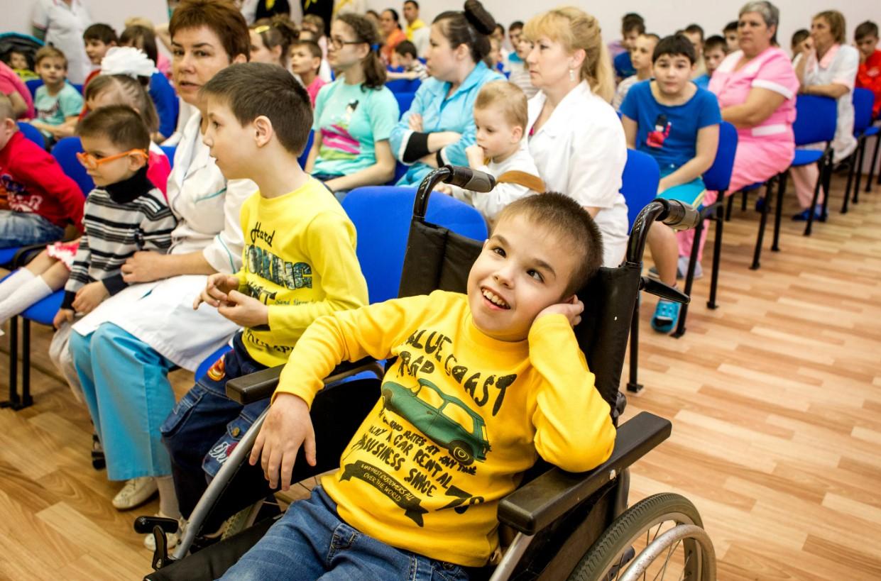 Тольятти-детям инвалидам центра Виктория нужна помощь президента