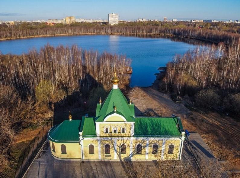 Мечеть у Святого озера в Косино неуместна с 3 православными храмами